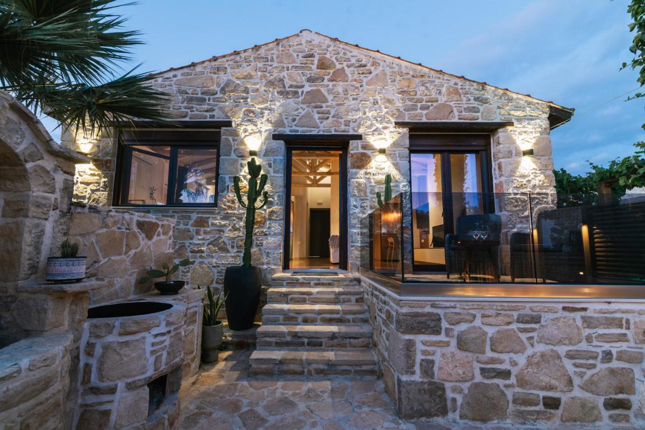 Villa Repsimia With Private Jacuzzi Κόκκινος Πύργος Εξωτερικό φωτογραφία